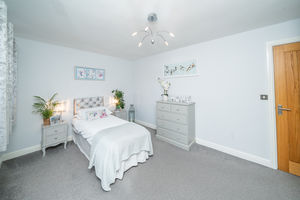 BEDROOM- click for photo gallery